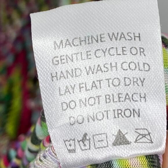 NWOT NEESHA Dress M/L Geo Halter Cross Back Smocked Maxi Stretch Multicolor - Picture 8 of 8